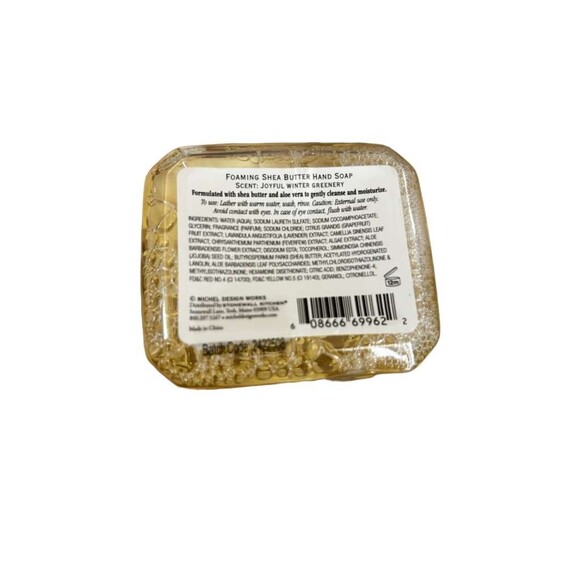 New Michel Design Works Foaming Hand Soap, 17.8-Ounce, Holiday - Picture 3 of 3